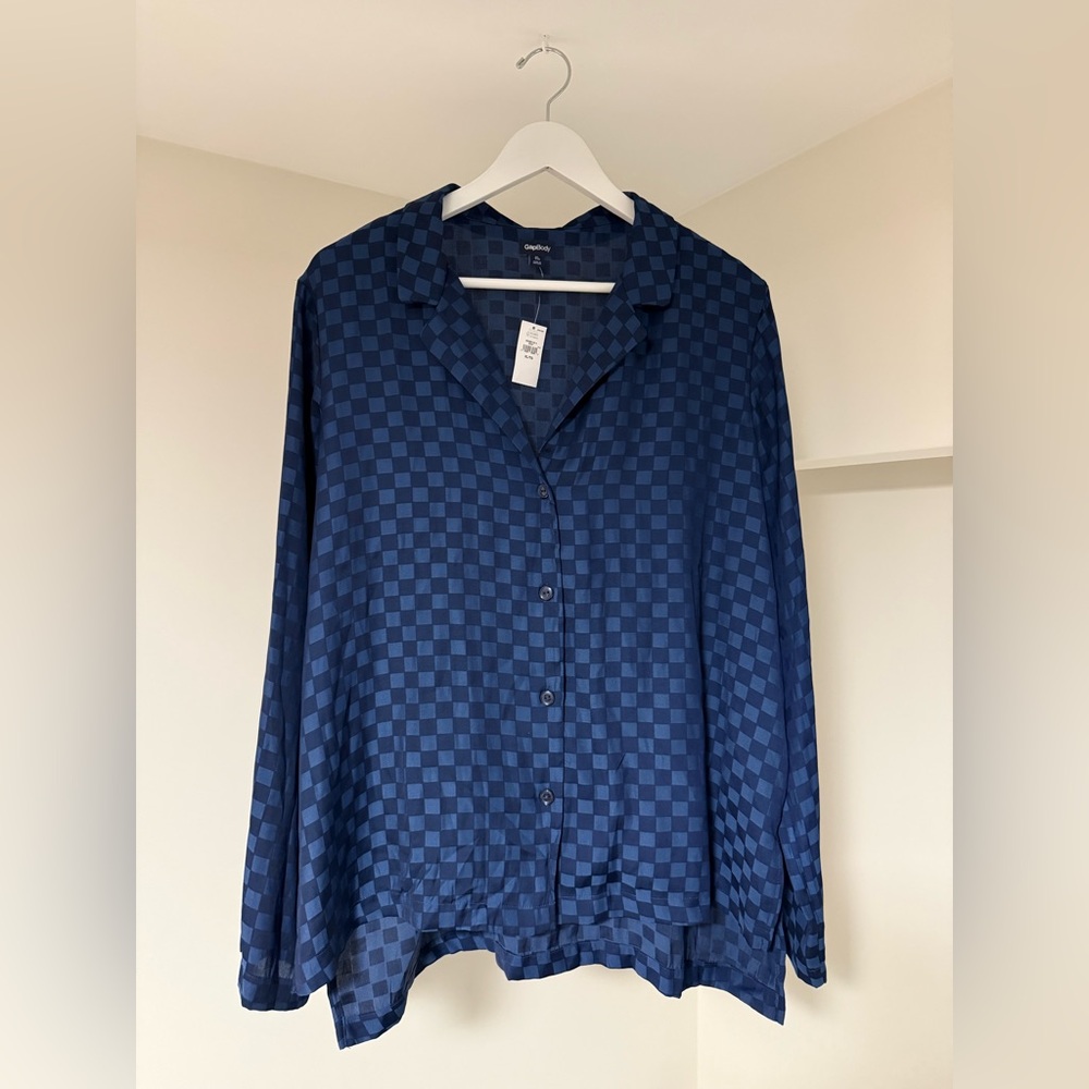 Gap • NWT Navy Blue Jacquard Checkered Satin Pajama Shirt Size XL - Picture 3 of 6